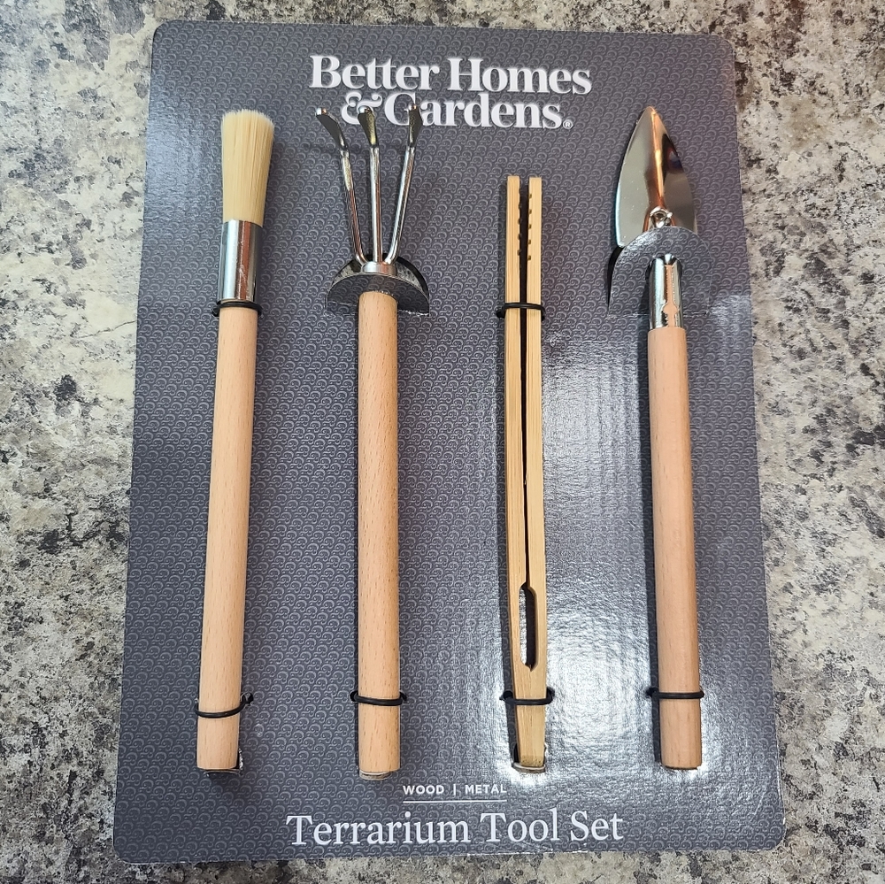 Mini gardening tool set